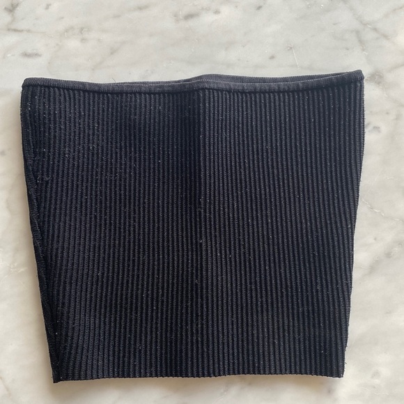 ARITZIA Babaton Sculpt Knit Cropped Tube Top - Black - XXS - Picture 5 of 7